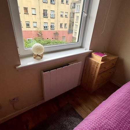 Quiet And Private Room Glasgow City Center Εξωτερικό φωτογραφία